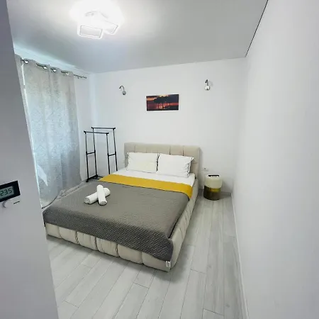 Ladom Etajul 1 *